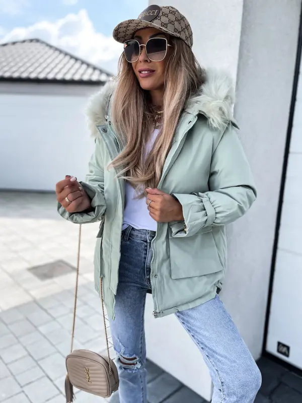 Women Short Cotton-padded Jacket Autumn Winter Plus Velvet Thick Hooded Casual Outdoor Solid Color Long-sleeved Plus Size Jacket
Women Short Cotton-padded Jacket Autumn Winter Plus Velvet Thick Hooded Casual Outdoor Solid Color Long-sleeved Plus Size Jacket