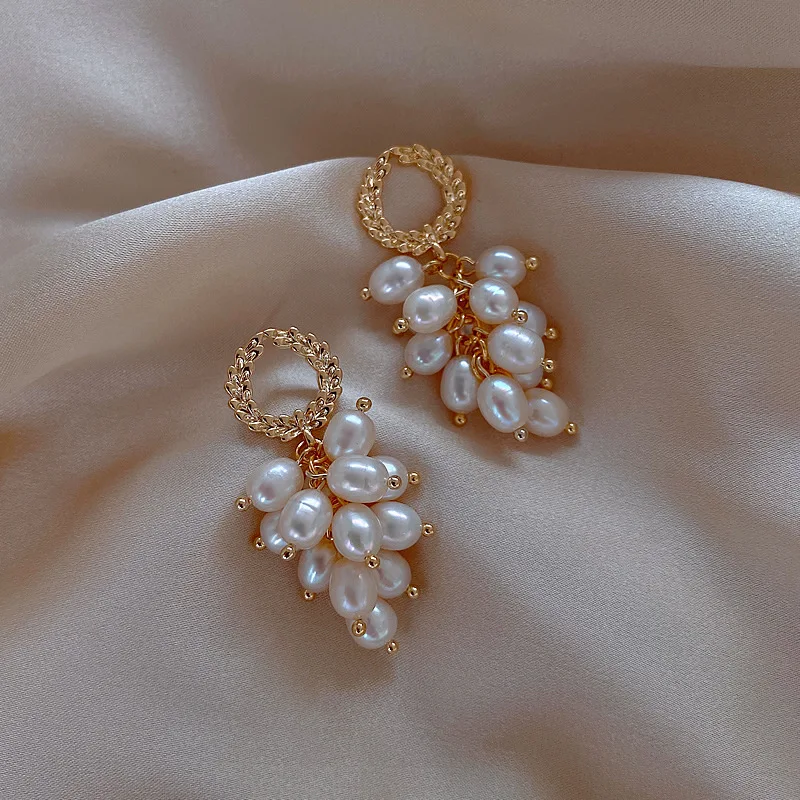 Multi Layers Strands Pearl Drop Earrings For Women 2021 New Jewelry White Elegant Statement Earings
Multi Layers Strands Pearl Drop Earrings For Women 2021 New Jewelry White Elegant Statement Earings