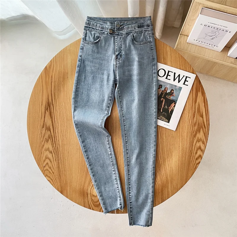 Spring and summer new style street fashion mid-waist solid color stretch jeans women casual all-match jeans women with thin feet
Spring and summer new style street fashion mid-waist solid color stretch jeans women casual all-match jeans women with thin feet