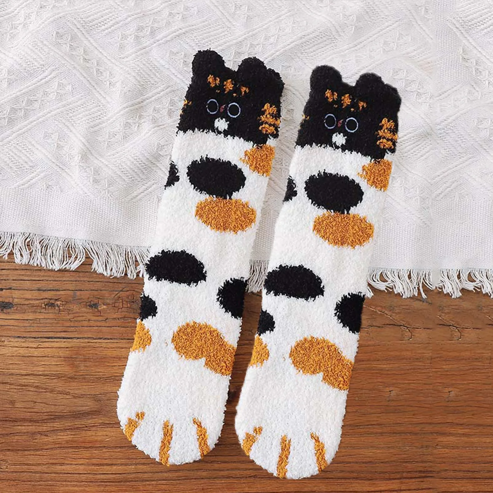 Non-shedding Cat Claw Socks Winter Plus Velvet Thickening Coral Velvet Floor Socks Home Sleep Embroidery Cartoon Socks Women
Non-shedding Cat Claw Socks Winter Plus Velvet Thickening Coral Velvet Floor Socks Home Sleep Embroidery Cartoon Socks Women