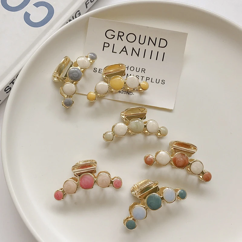 Spring and Summer New Ladies Claw Clip Simple Fashion Style Acrylic Stitching Ladies Claw Clip Headdress 
Spring and Summer New Ladies Claw Clip Simple Fashion Style Acrylic Stitching Ladies Claw Clip Headdress