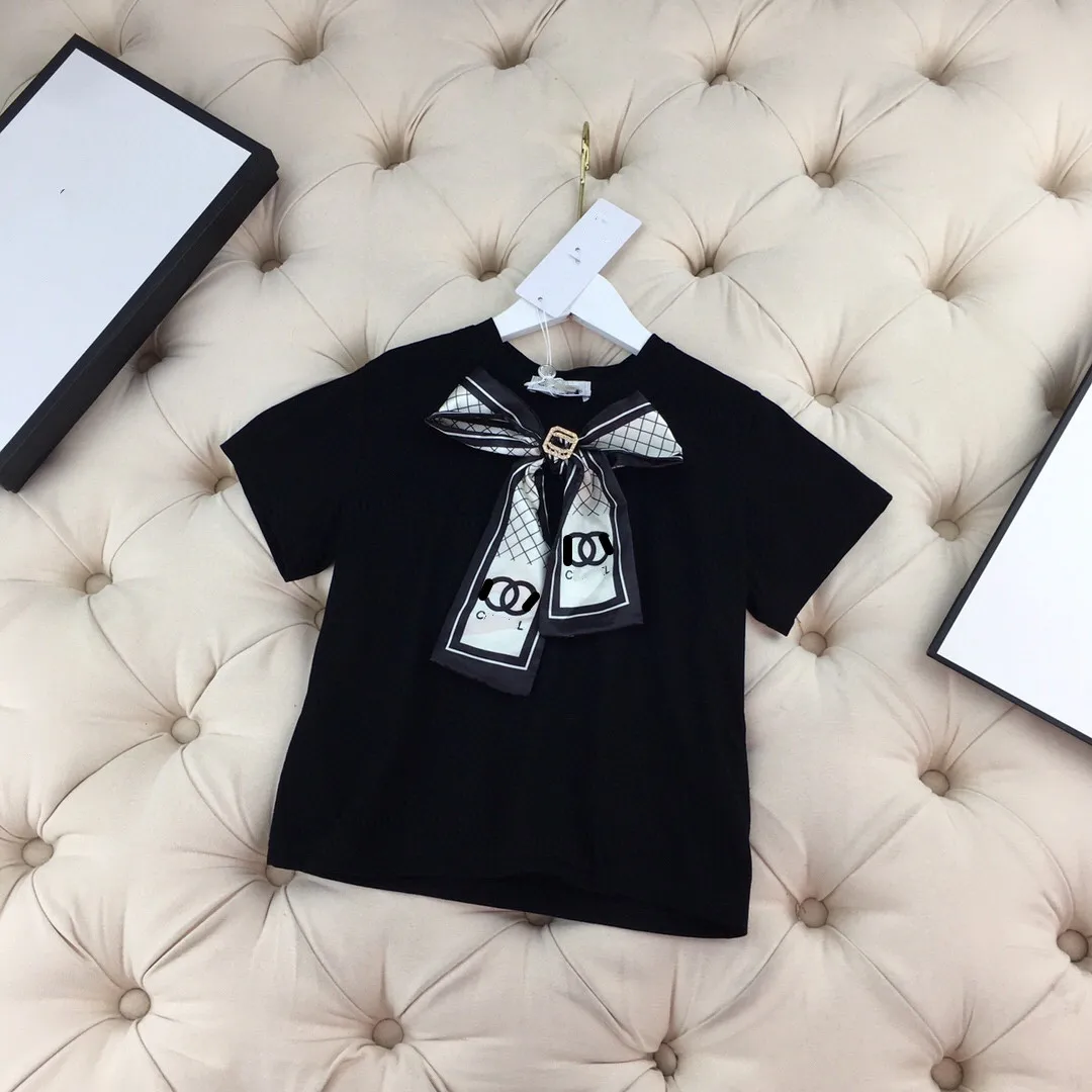 2021 Summer top luxury brand detachable bow pure cotton white versatile T-shirt 4681012 years old Y
2021 Summer top luxury brand detachable bow pure cotton white versatile T-shirt 4681012 years old Y