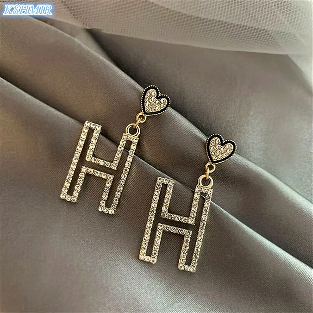 Kshmir earrings with diamond heart advanced sense earrings pendant net red long heart H letter earrings earrings female
Kshmir earrings with diamond heart advanced sense earrings pendant net red long heart H letter earrings earrings female