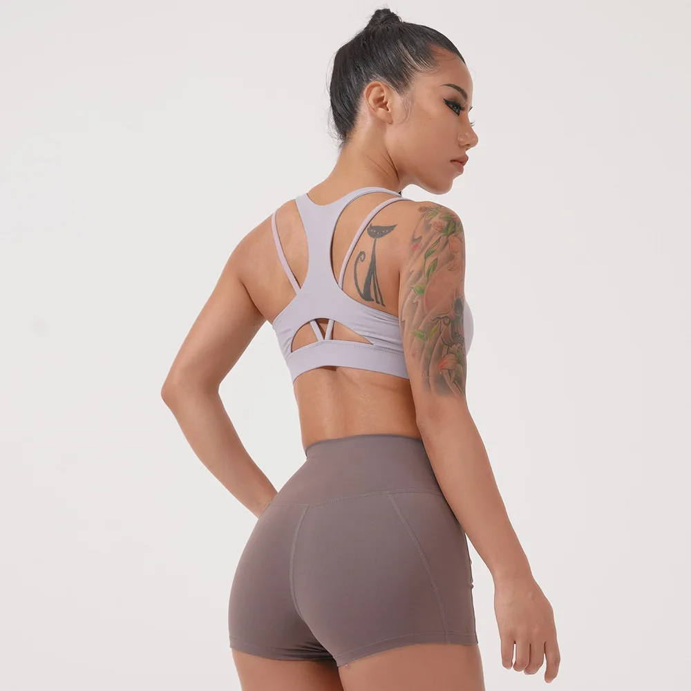 Fitness Sports Bra Adjustable Zipper Design Crop Top with Pad High Impact Workout Gym Running Bra Strap Yoga Top Activewear
Fitness Sports Bra Adjustable Zipper Design Crop Top with Pad High Impact Workout Gym Running Bra Strap Yoga Top Activewear