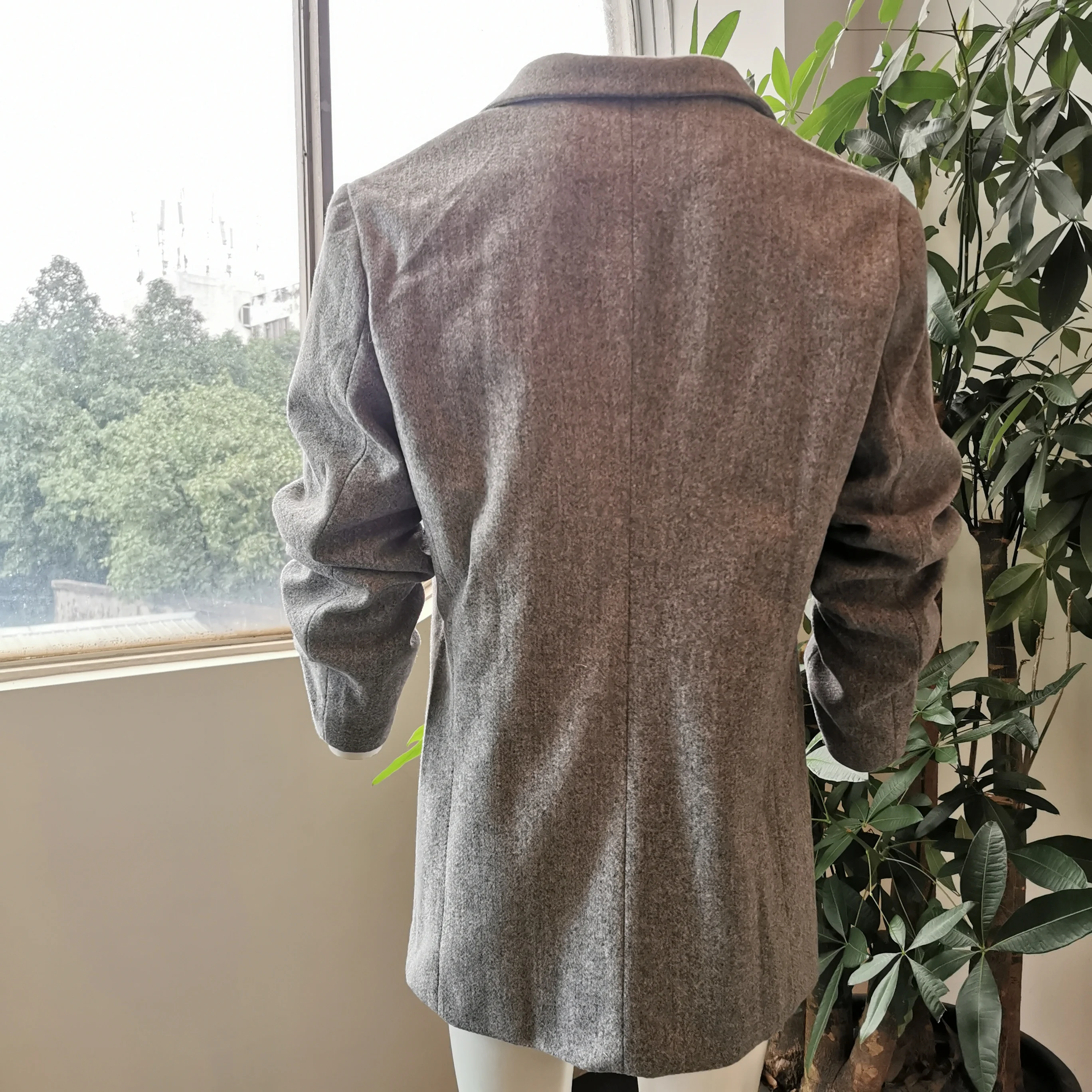 Autumn Men Coats Woolen Solid Long Sleeve Jacket Spring Overcoats Streetwear Fashion Long Trench Outerwear Plus Size 4XL Thin
Autumn Men Coats Woolen Solid Long Sleeve Jacket Spring Overcoats Streetwear Fashion Long Trench Outerwear Plus Size 4XL Thin