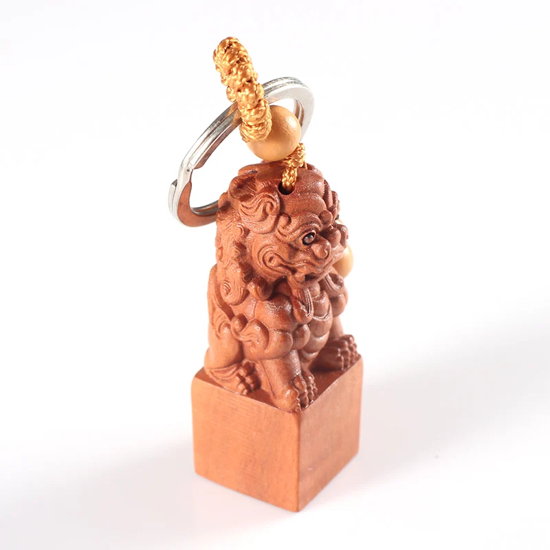 Creative Handmade Wood Keychains Mahogany Products Carved Lion Keychain Car Key Rings Pendant Amulet Pendant Llaveros Porte Clef
Creative Handmade Wood Keychains Mahogany Products Carved Lion Keychain Car Key Rings Pendant Amulet Pendant Llaveros Porte Clef