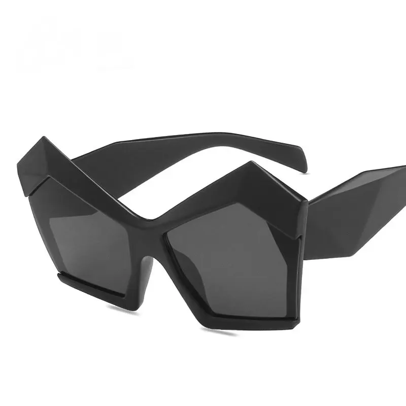 2021 New Vintage Fashion Square Sunglasses Men Women Famous Luxury Brand Design Big Frame Gradient Sun Glasses For Female UV400
2021 New Vintage Fashion Square Sunglasses Men Women Famous Luxury Brand Design Big Frame Gradient Sun Glasses For Female UV400