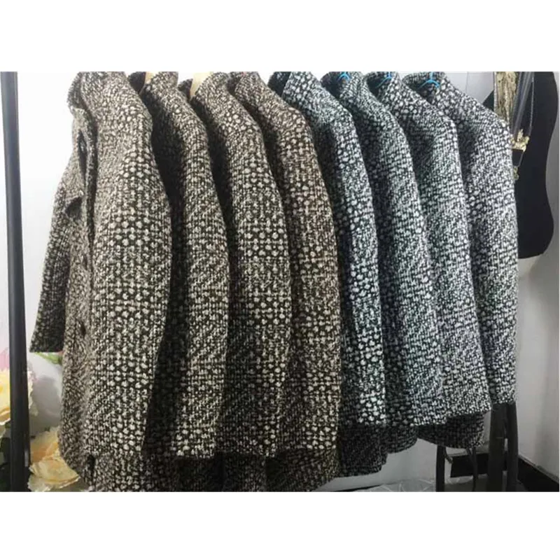 Middle-aged Ladies Woolen coat Female Long Section 2020 Autumn winter New Large Size Woolen coat Fashion warm Women's Outerwear
Middle-aged Ladies Woolen coat Female Long Section 2020 Autumn winter New Large Size Woolen coat Fashion warm Women's Outerwear