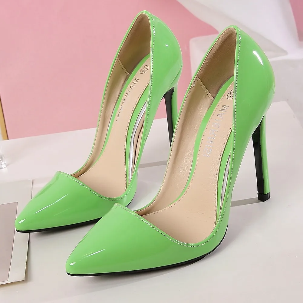 New Fashion Women Thin High Heels Sexy Party Dress Shoes Woman Pointed Toe Ladies Patent Leather Office Pumps Big Size DB0011
New Fashion Women Thin High Heels Sexy Party Dress Shoes Woman Pointed Toe Ladies Patent Leather Office Pumps Big Size DB0011