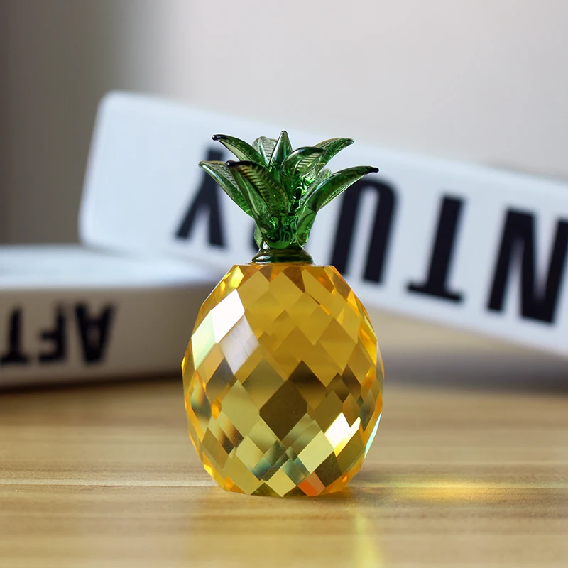 Crystal Pineapple Fruit Glass Paperweight Office Home Decoration Party Ornament Accessory Wedding Christmas Gifts 
Crystal Pineapple Fruit Glass Paperweight Office Home Decoration Party Ornament Accessory Wedding Christmas Gifts