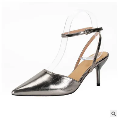 New style European American style half Baotou sandals in 2021 summer with fine heel and sharp leather buckle one button with 06
New style European American style half Baotou sandals in 2021 summer with fine heel and sharp leather buckle one button with 06