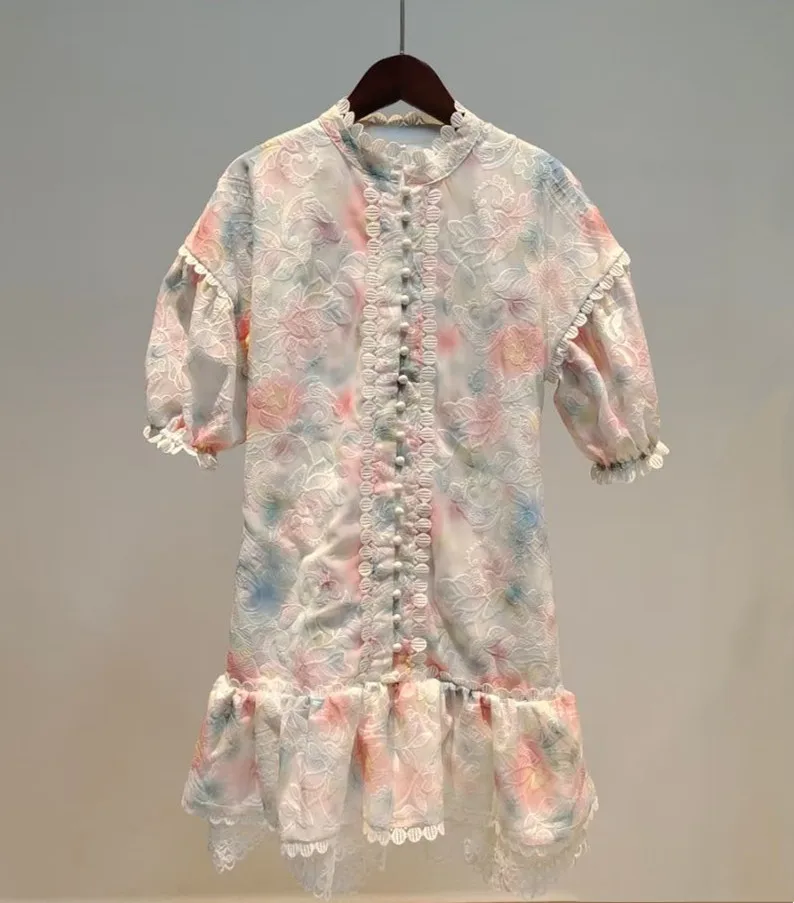 Spring/summer 2021 Australian holiday wind favors hubble-bubble sleeve shirt heavy embroidery white fishtail dress
Spring/summer 2021 Australian holiday wind favors hubble-bubble sleeve shirt heavy embroidery white fishtail dress