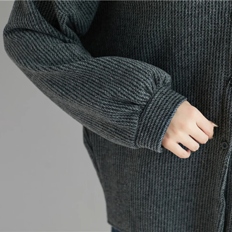Solid Color Woolen Coats Women 2019 Vintage Literary Shirt Lapel Cardigan Jacket Female Loose Outerwear
Solid Color Woolen Coats Women 2019 Vintage Literary Shirt Lapel Cardigan Jacket Female Loose Outerwear