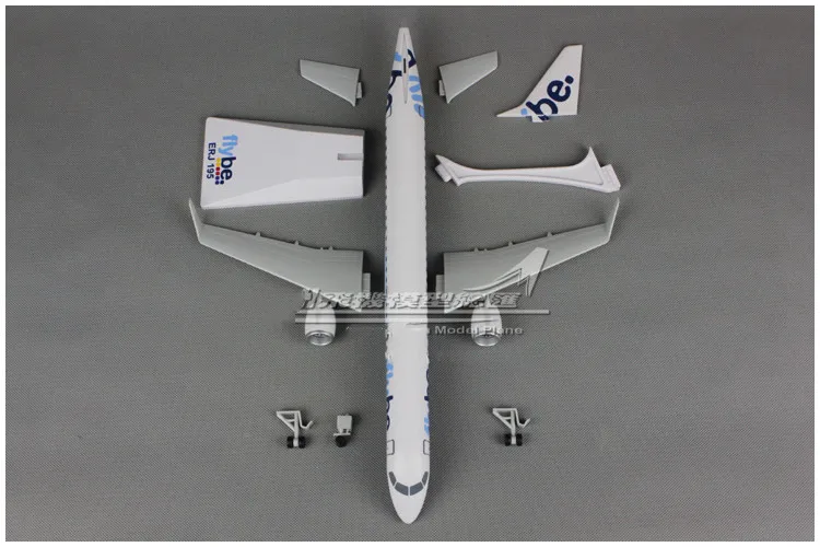 39cm 1:100 Plastic Air Flybe Airlines Embraer EMB195-200LR Airways Aircraft Assembled Assembly airplane model Plane
39cm 1:100 Plastic Air Flybe Airlines Embraer EMB195-200LR Airways Aircraft Assembled Assembly airplane model Plane