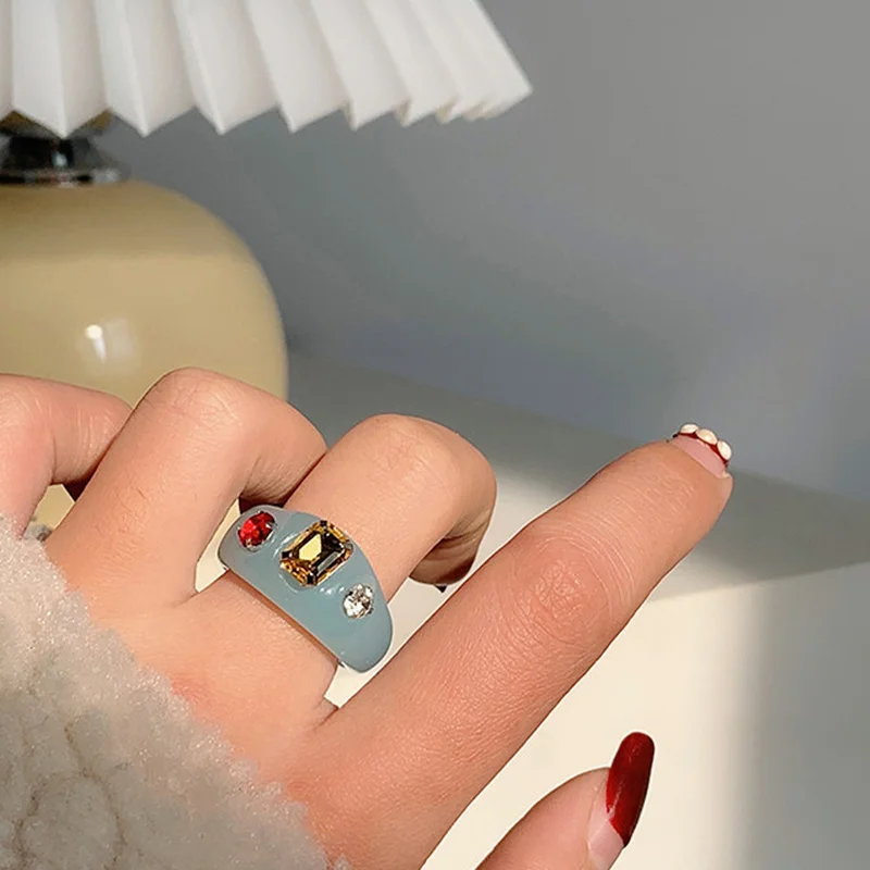 Colorful Acrylic Ring for Women Crystal Resin Ring Retro Fashion Simple Personality Elegant Lovely Sweet Finger Rings Jewelry
Colorful Acrylic Ring for Women Crystal Resin Ring Retro Fashion Simple Personality Elegant Lovely Sweet Finger Rings Jewelry