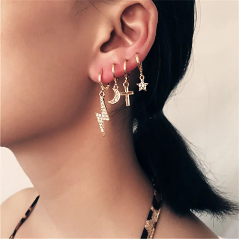 4Pcs/set Trend Earrings Cross Lightning Moon Star Pendant Earrings Golden Rhinestone Hoop Earrings Woman Earrings
4Pcs/set Trend Earrings Cross Lightning Moon Star Pendant Earrings Golden Rhinestone Hoop Earrings Woman Earrings