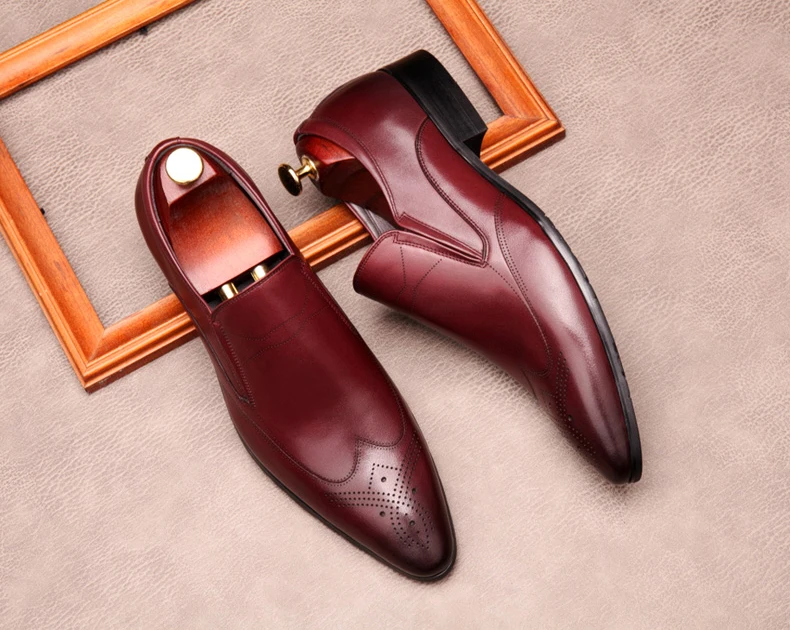 Black Wine Red Mens Formal Dress Shoes Genuine Leather Luxury Italian Slide On Oxfords Pointed Toe Wedding Party Shoes For Men
Black Wine Red Mens Formal Dress Shoes Genuine Leather Luxury Italian Slide On Oxfords Pointed Toe Wedding Party Shoes For Men