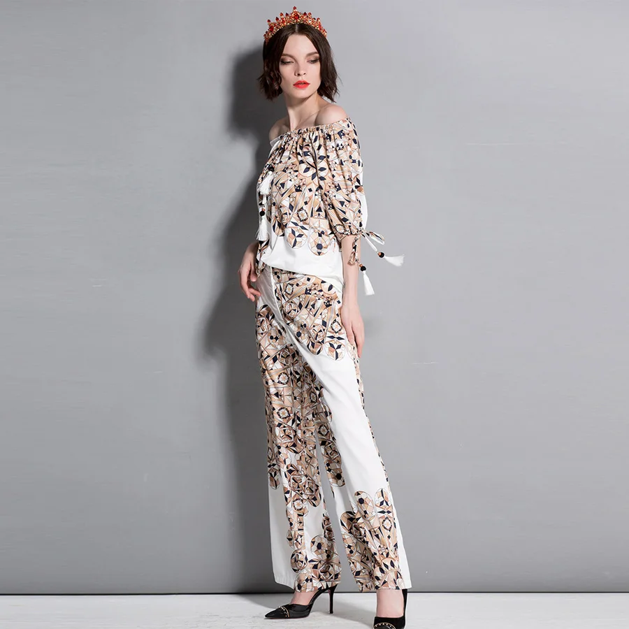 2021 Runway Women Sets New Autumn Fashion Lantern Sleeve Vintage Print Off Shoulder Top + Long Loose Pant Suit
2021 Runway Women Sets New Autumn Fashion Lantern Sleeve Vintage Print Off Shoulder Top + Long Loose Pant Suit