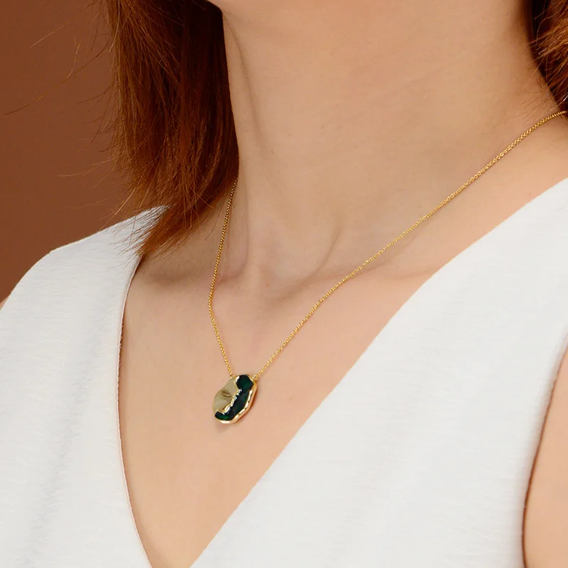 New In 2021Gold Necklace Green Enamel Gold And Emerald Green 925 Sterling Sliver For Women And Girls Necklace Wedding Party
New In 2021Gold Necklace Green Enamel Gold And Emerald Green 925 Sterling Sliver For Women And Girls Necklace Wedding Party