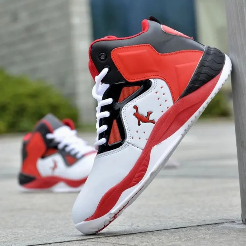 Men Professional High-top Basketball Shoes Men's Cushioning Light Basketball Sneakers Anti-skid Breathable Outdoor Sports Shoes
Men Professional High-top Basketball Shoes Men's Cushioning Light Basketball Sneakers Anti-skid Breathable Outdoor Sports Shoes