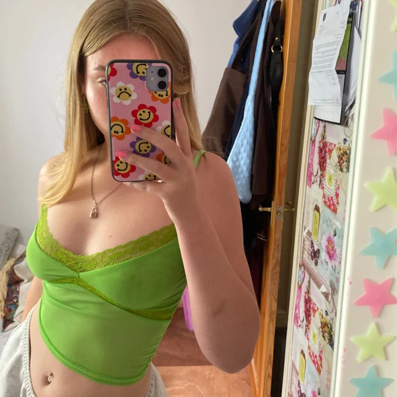 E-girl Lace Mesh Crop Top Women See Through Tank Top Sexy Backless Slim Retro Camis Sleeveless Summer Streetwear Y2K Short Top 
E-girl Lace Mesh Crop Top Women See Through Tank Top Sexy Backless Slim Retro Camis Sleeveless Summer Streetwear Y2K Short Top