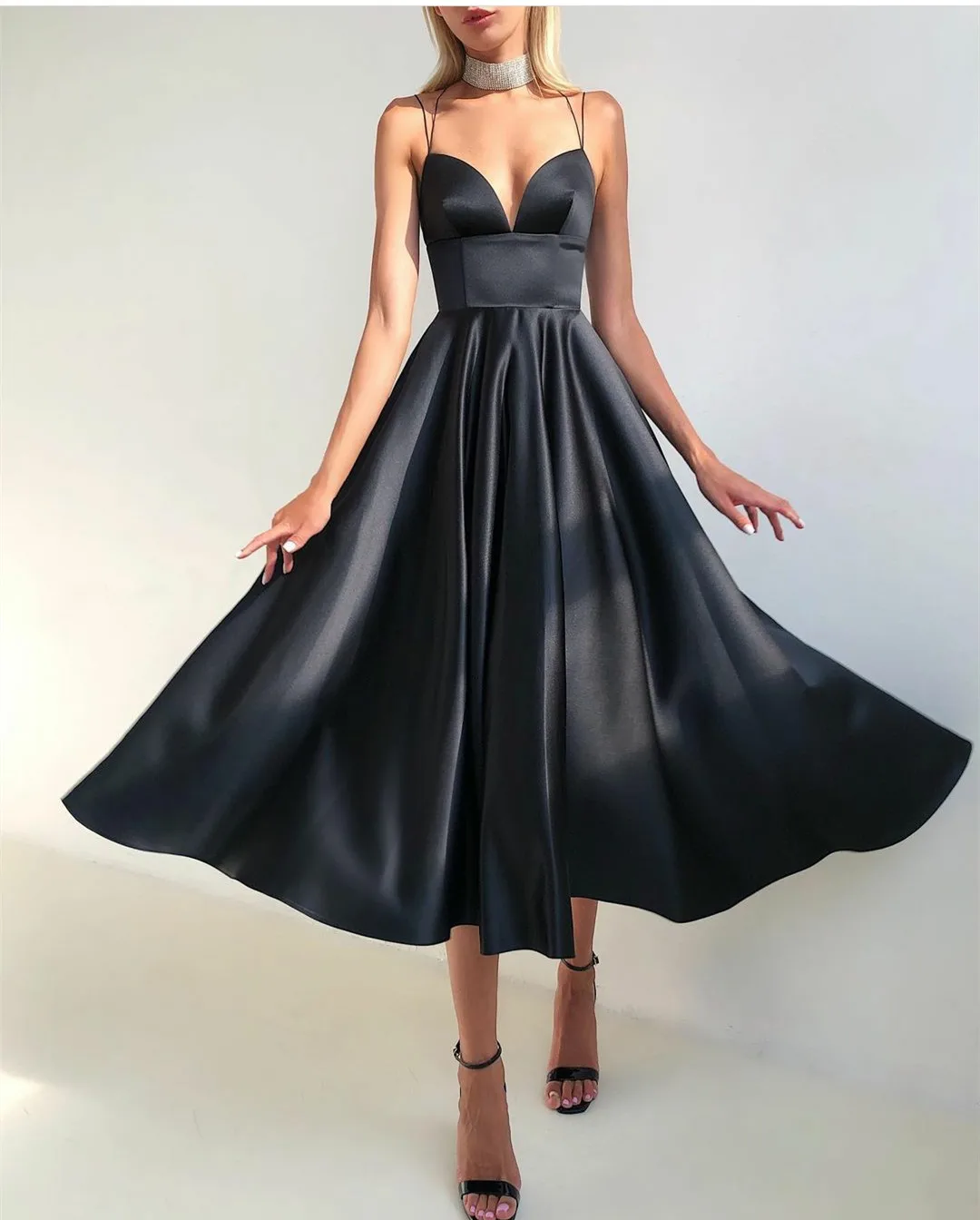 

Элегантное длинное атласное вечернее платье с карманами, трапециевидное черное платье на тонких бретельках, бальное платье для выпускного вечера, вечернее платье