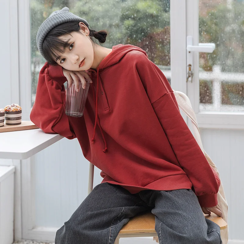 Hoodies & Sweatshirts
Hoodies & Sweatshirts