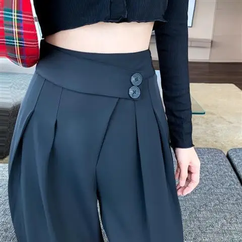2021 spring Korean High Waist Wide Leg Pants women's loose design straight tube leisure pants show thin drooping floor pants
2021 spring Korean High Waist Wide Leg Pants women's loose design straight tube leisure pants show thin drooping floor pants