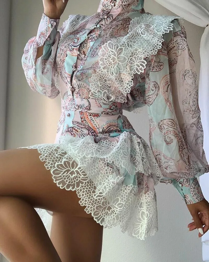 Baroque Print 2 Piece Skirt Set Women Contrast Lace Lantern Sleeve Top & Skirt Set
Baroque Print 2 Piece Skirt Set Women Contrast Lace Lantern Sleeve Top & Skirt Set