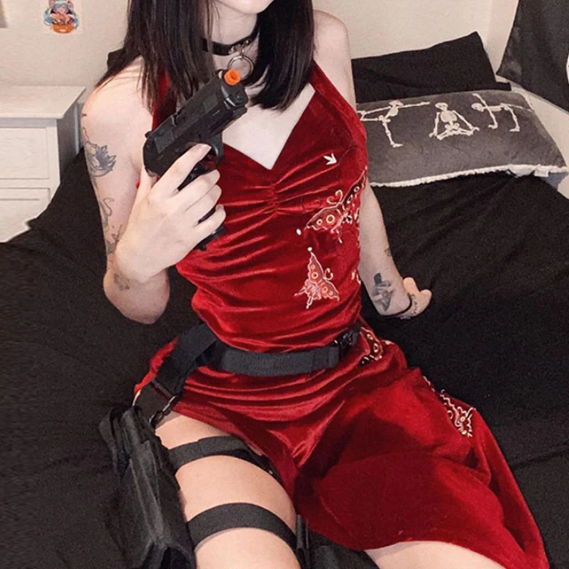 Grunge Vintage Butterfly Embroidery Red Long Dress Aesthetic Sleeveless Velvet Dresses Gothic Sexy Party Club Dresses
Grunge Vintage Butterfly Embroidery Red Long Dress Aesthetic Sleeveless Velvet Dresses Gothic Sexy Party Club Dresses