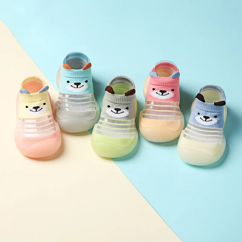 Summer Children's Floor Socks Shoes Breathable Ice Silk Non-slip Soft Soled Shoes Cute Baby Indoor Shoes Kindergarten Socks
Summer Children's Floor Socks Shoes Breathable Ice Silk Non-slip Soft Soled Shoes Cute Baby Indoor Shoes Kindergarten Socks