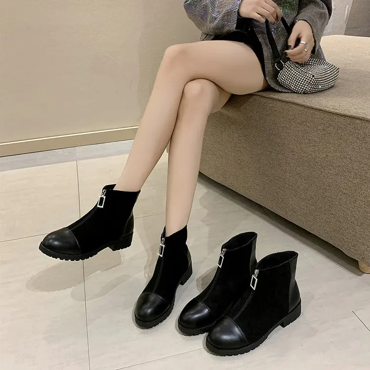 High-quality Soft PU Leather All-match Thin Boots Women's Autumn and Winter New Thick-heeled British Style Short Boots
High-quality Soft PU Leather All-match Thin Boots Women's Autumn and Winter New Thick-heeled British Style Short Boots