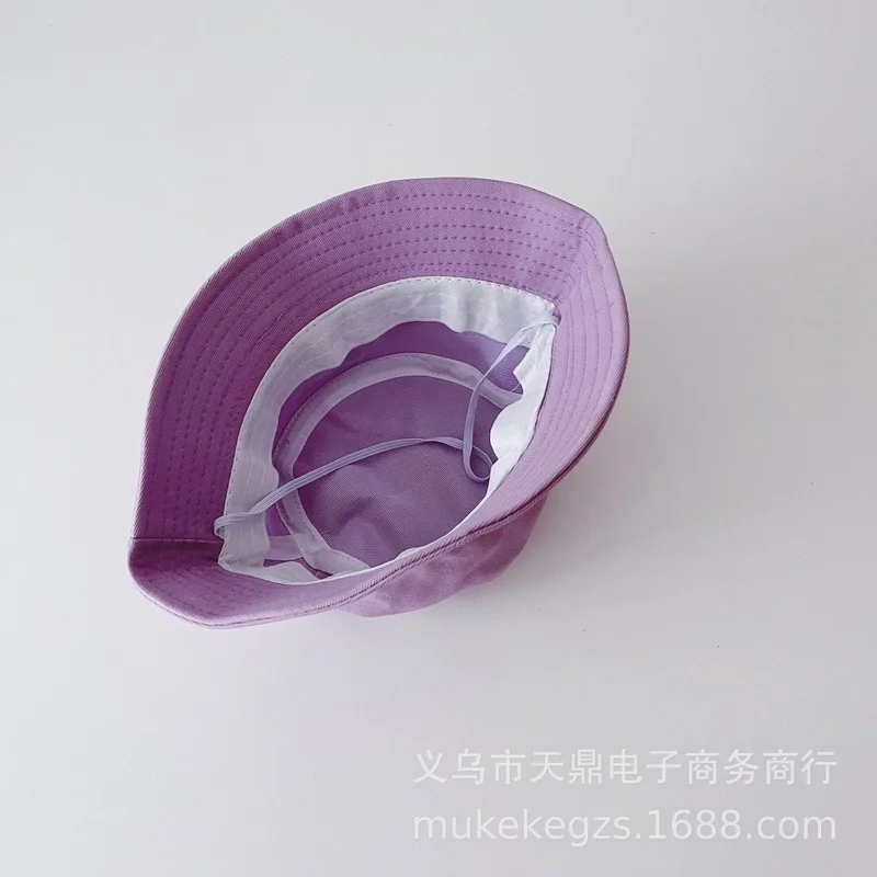 children's flat-topped fisherman hat Han Fan's simple letters for boys and girls' solid color big edge sunshade basin hat
children's flat-topped fisherman hat Han Fan's simple letters for boys and girls' solid color big edge sunshade basin hat