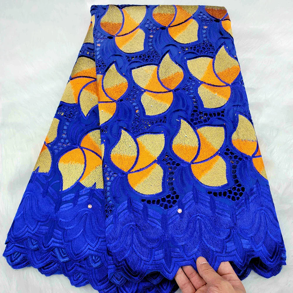 5 Yards Swiss Dry Lace Fabric 2021 Embroidered Stones African Cotton Fabric High Quality Swiss Voile Lace Popular Dubai Style
5 Yards Swiss Dry Lace Fabric 2021 Embroidered Stones African Cotton Fabric High Quality Swiss Voile Lace Popular Dubai Style