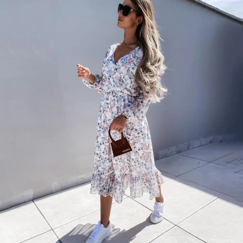 Women's Chiffon Boho Floral Print Midi Dress Casual Long Sleeve V Neck Long Dress Female A Line Party Dresses 2021 Autumn Robe
Women's Chiffon Boho Floral Print Midi Dress Casual Long Sleeve V Neck Long Dress Female A Line Party Dresses 2021 Autumn Robe