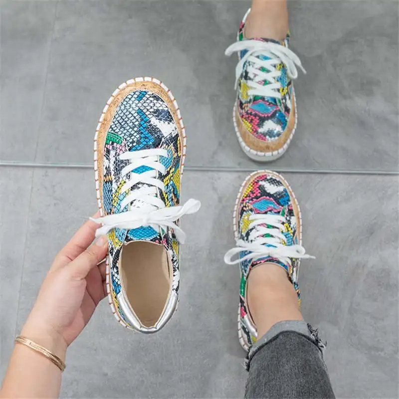 Dama Sneakers For Women Techwear Sneakers Sport Woman Solid Color Running Shoes Women 37-49 Platform Sports Shoes Woman Tennis
Dama Sneakers For Women Techwear Sneakers Sport Woman Solid Color Running Shoes Women 37-49 Platform Sports Shoes Woman Tennis