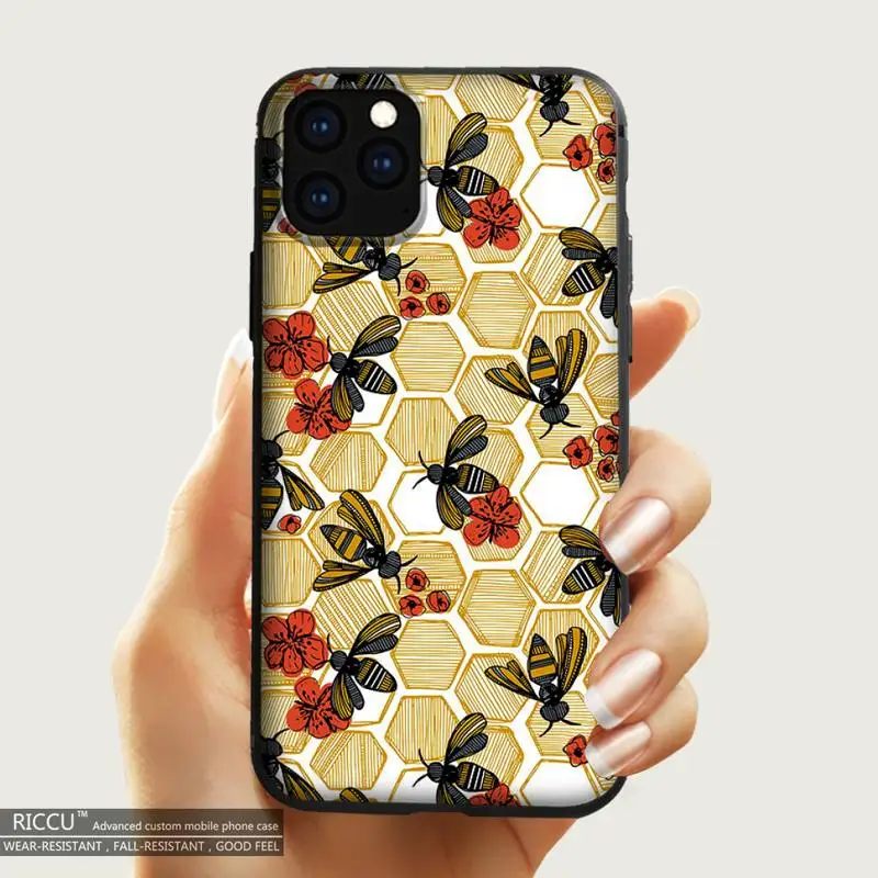 Bee Art Print Phone Case For iPhone 11 12 Pro mini pro XS MAX 8 7 6 6S Plus X 2020 XR iPhone Covers
Bee Art Print Phone Case For iPhone 11 12 Pro mini pro XS MAX 8 7 6 6S Plus X 2020 XR iPhone Covers