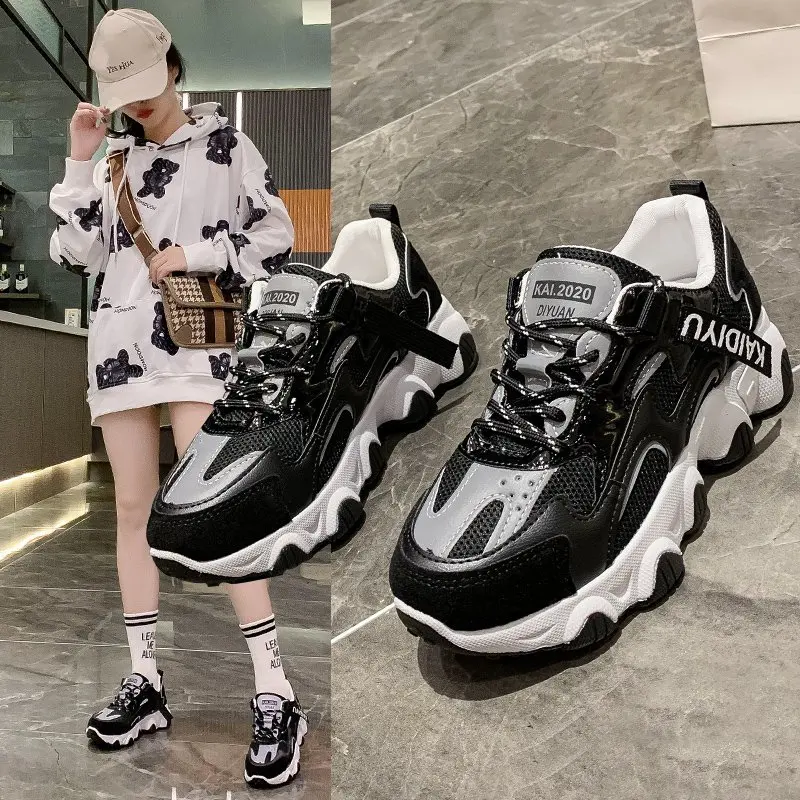 Кроссовки женские на платформе, повседневная спортивная обувь для бега, 2021
Кроссовки женские на платформе, повседневная спортивная обувь для бега, 2021