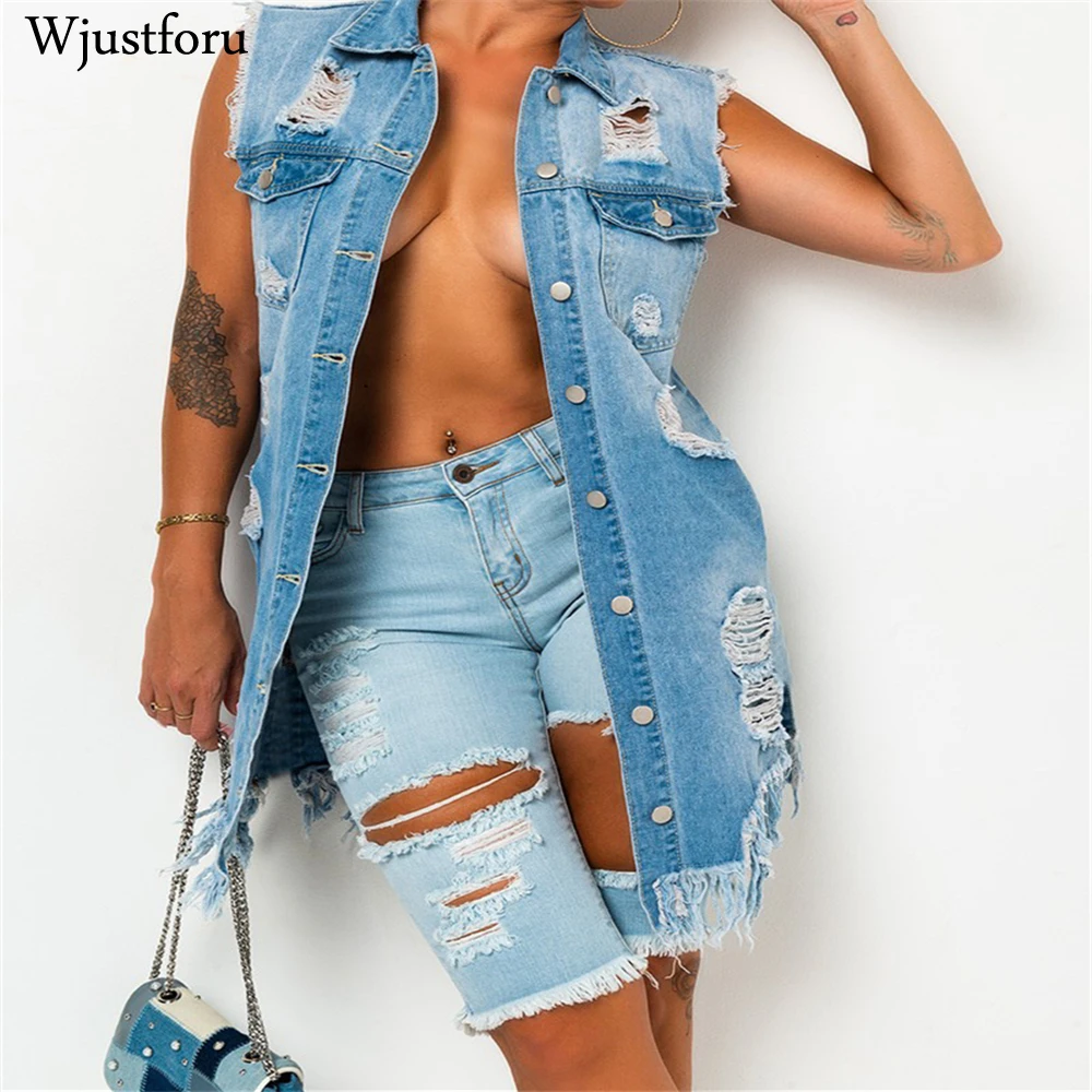 Coats & Jackets
Coats & Jackets