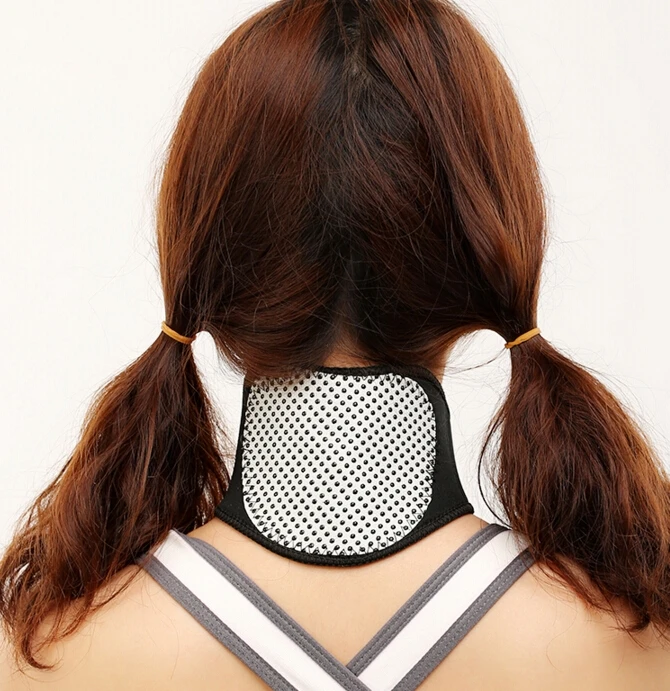 Household cervical neck brace with spontaneous heat summer ultra-thin breathable far red warm neck to neck collar
Household cervical neck brace with spontaneous heat summer ultra-thin breathable far red warm neck to neck collar