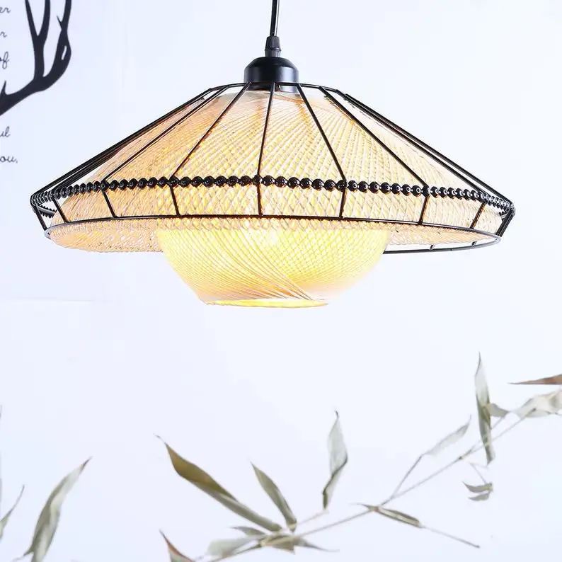 New Hand-woven bamboo pendant lamp retro living room Rattan Ceiling chandelier modern home decoration industrial lampshade
New Hand-woven bamboo pendant lamp retro living room Rattan Ceiling chandelier modern home decoration industrial lampshade
