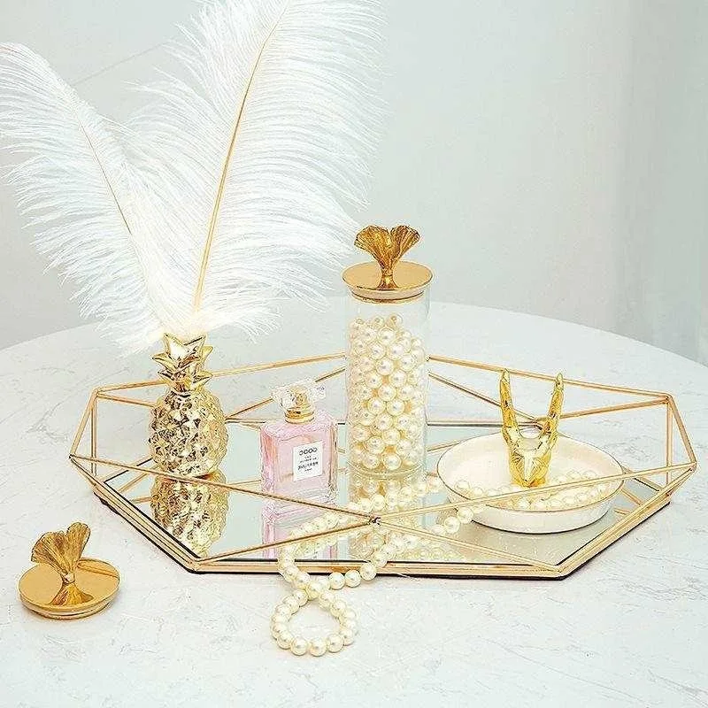 European Metal Glass Jewelry Display Plate Geometric Tray Mirror Rose Gold Jewelry Storage Ring Dish Decoration Shelf
European Metal Glass Jewelry Display Plate Geometric Tray Mirror Rose Gold Jewelry Storage Ring Dish Decoration Shelf