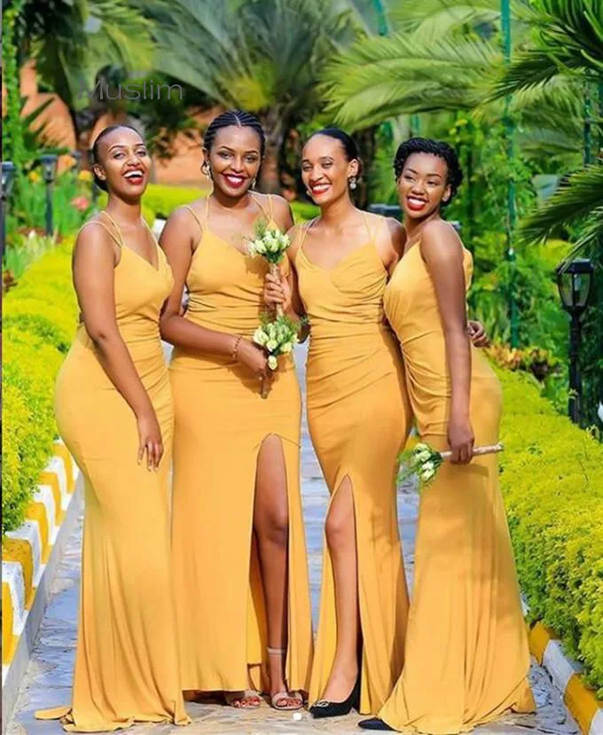 Country Bridesmaid Dresses 2021 Side Split Long Maid of Honor Gowns Spaghetti Straps Criss Cross Sexy Back Wedding Guest Dress
Country Bridesmaid Dresses 2021 Side Split Long Maid of Honor Gowns Spaghetti Straps Criss Cross Sexy Back Wedding Guest Dress