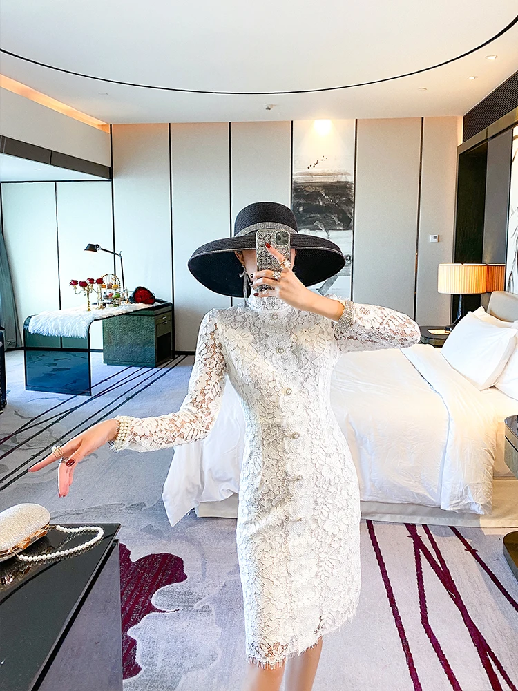 Женское однорядное платье с застежкой-крючком, водорастворимое кружевное приталенное платье с цветочной застежкой, Осень-зима 2021
Женское однорядное платье с застежкой-крючком, водорастворимое кружевное приталенное платье с цветочной застежкой, Осень-зима 2021