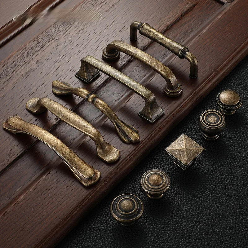 Wardrobe Cupboard Pull Handles Retro Metal Antique Brass 128mm Kitchen Drawer Cabinet Door Handle Furniture Knobs
Wardrobe Cupboard Pull Handles Retro Metal Antique Brass 128mm Kitchen Drawer Cabinet Door Handle Furniture Knobs