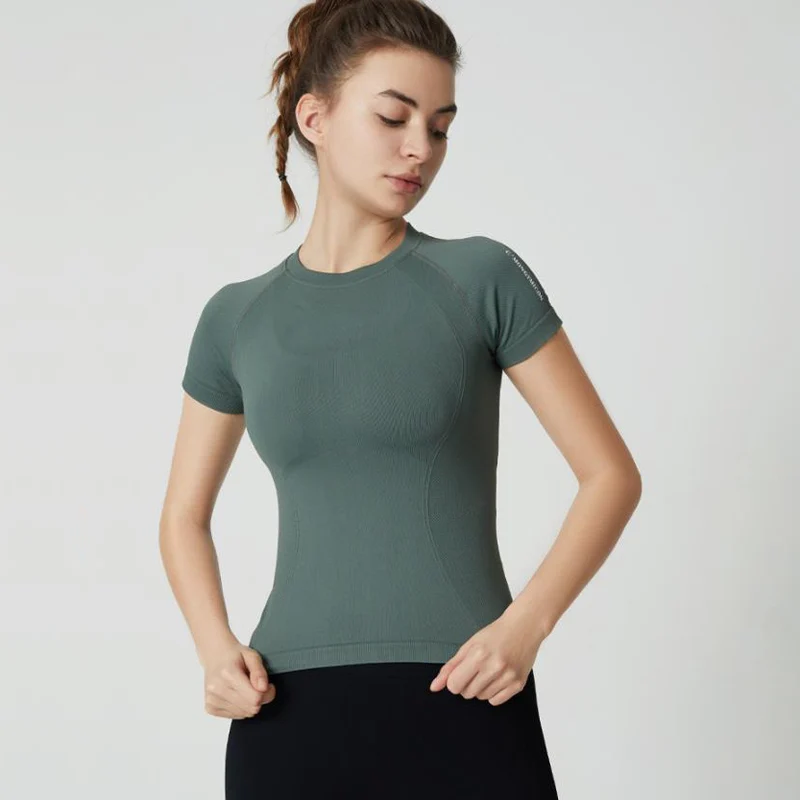 Дышащая Бесшовная Трикотажная Одежда для фитнеса и йоги с короткими рукавами, женский топ для бега, спорта, фитнеса, короткая футболка для й... 
Дышащая Бесшовная Трикотажная Одежда для фитнеса и йоги с короткими рукавами, женский топ для бега, спорта, фитнеса, короткая футболка для й...