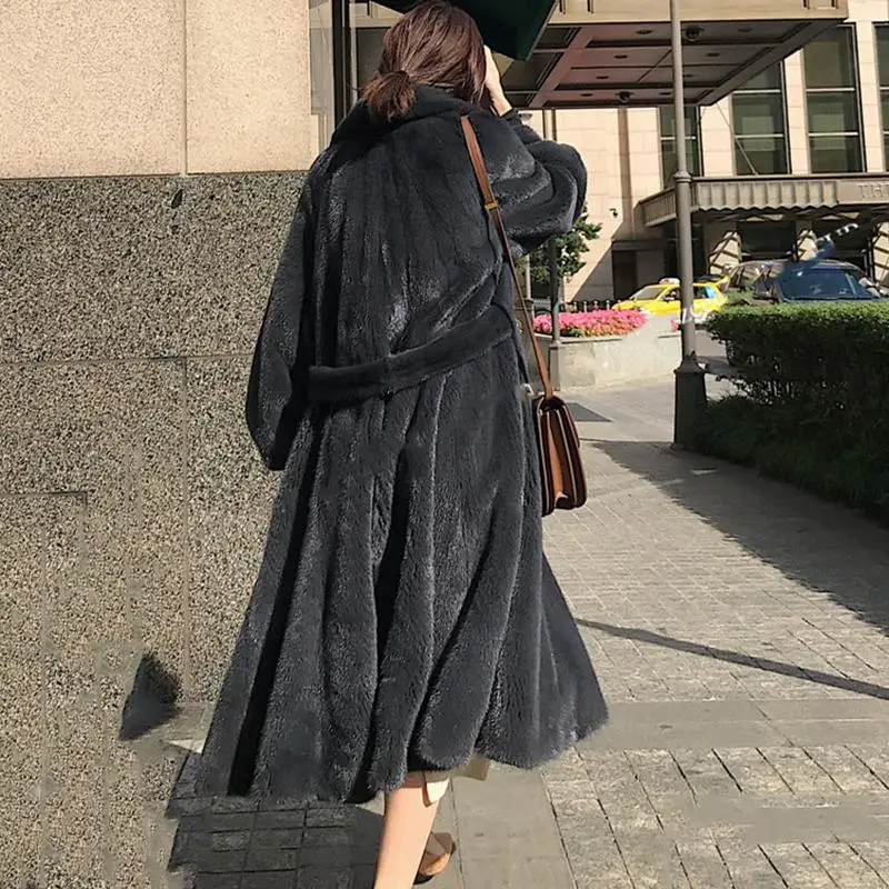 Women 2020 Winter Faux Fur Coat Female Fluffy Furry Thick Warm Overcoat Ladies Imitation Mink Fur Outerwear Plus Size 6XL N172
Women 2020 Winter Faux Fur Coat Female Fluffy Furry Thick Warm Overcoat Ladies Imitation Mink Fur Outerwear Plus Size 6XL N172