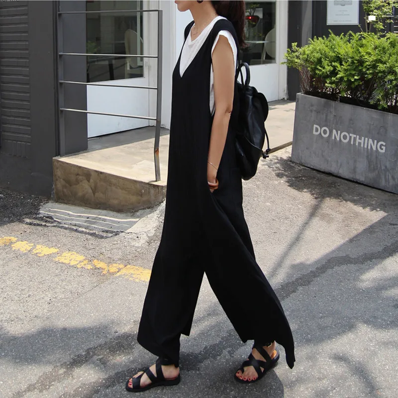 Summer New Style Suspender Pants Women's Loose and Plus-sized Wide-Leg One-piece Divided Skirt-Style Casual Cotton Linen Ankle-l
Summer New Style Suspender Pants Women's Loose and Plus-sized Wide-Leg One-piece Divided Skirt-Style Casual Cotton Linen Ankle-l