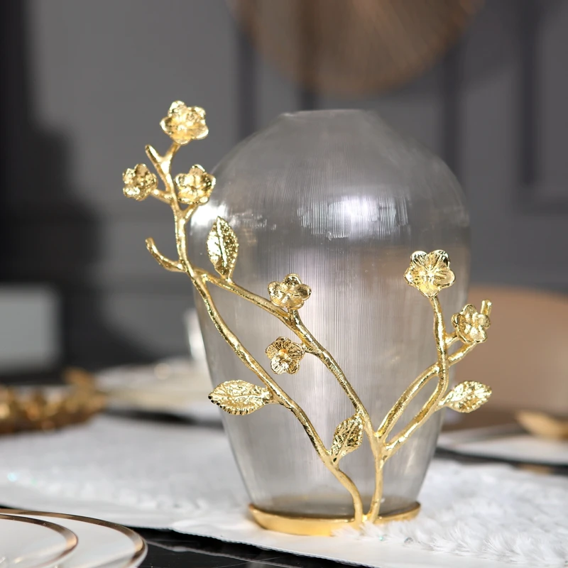 Luxurious Frosted Glass Vase With Golden Copper Twine Branches Crafts Home Office Tabletop Decoration Art Crafts Style Vase Gift
Luxurious Frosted Glass Vase With Golden Copper Twine Branches Crafts Home Office Tabletop Decoration Art Crafts Style Vase Gift