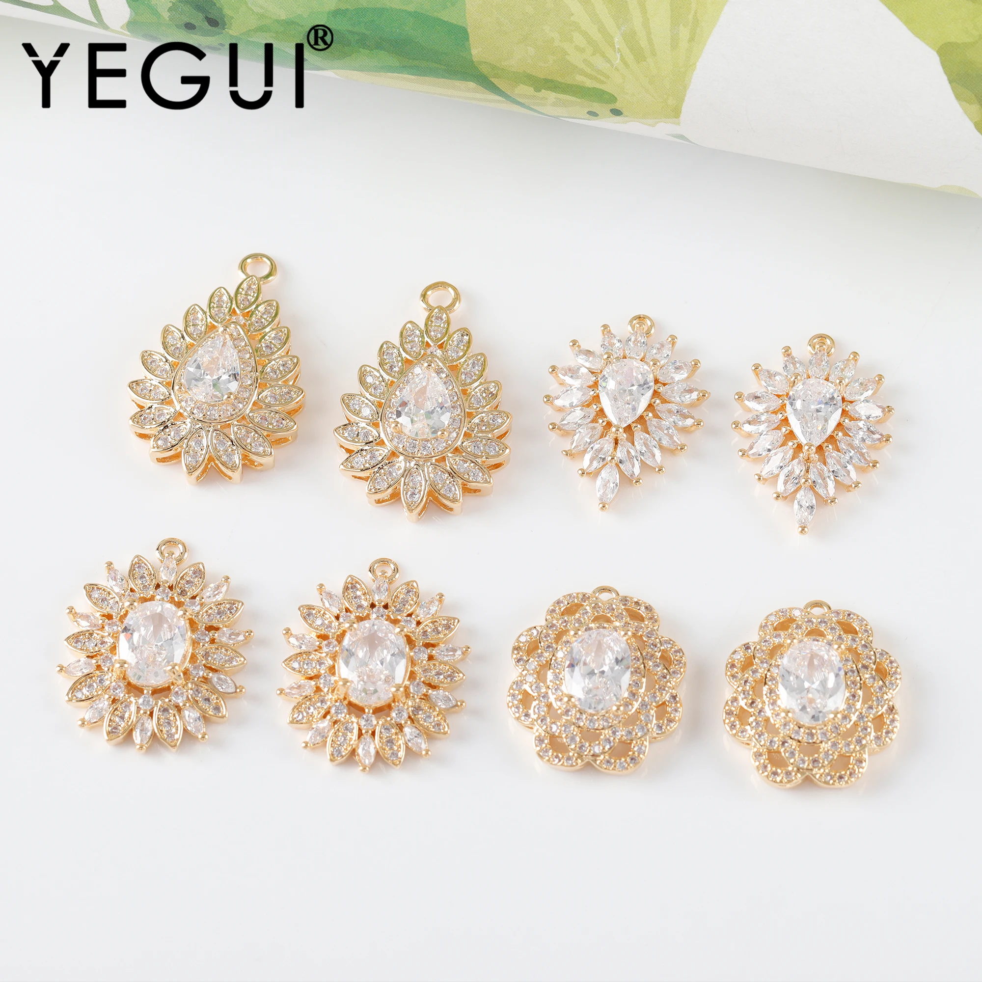 YEGUI M1092,jewelry accessories,18k gold plated,copper,zircons,charms,jewelry findings,diy pendants,jewelry making,4pcs/lot
YEGUI M1092,jewelry accessories,18k gold plated,copper,zircons,charms,jewelry findings,diy pendants,jewelry making,4pcs/lot
